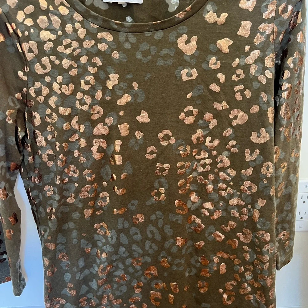 Calvin Klein olive green metallic top NWOT S - Picture 5 of 11